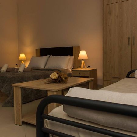 Central Luxury Studio Corinth Экстерьер фото
