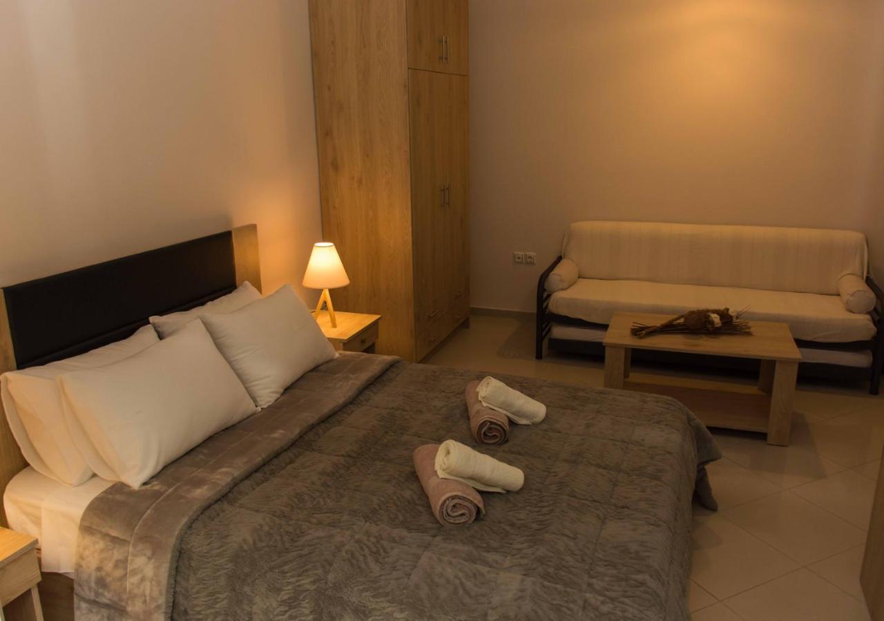Central Luxury Studio Corinth Экстерьер фото