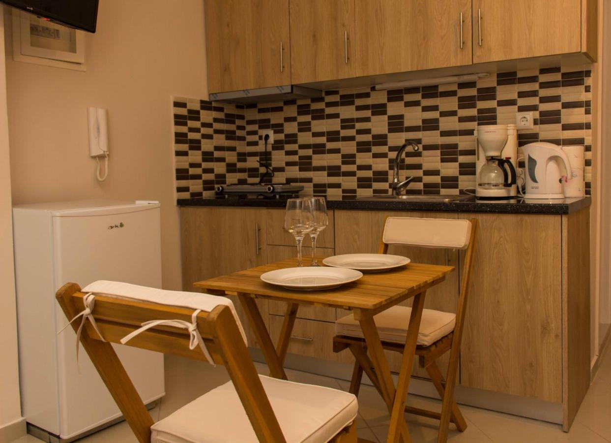Central Luxury Studio Corinth Экстерьер фото