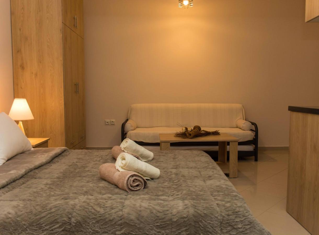 Central Luxury Studio Corinth Экстерьер фото