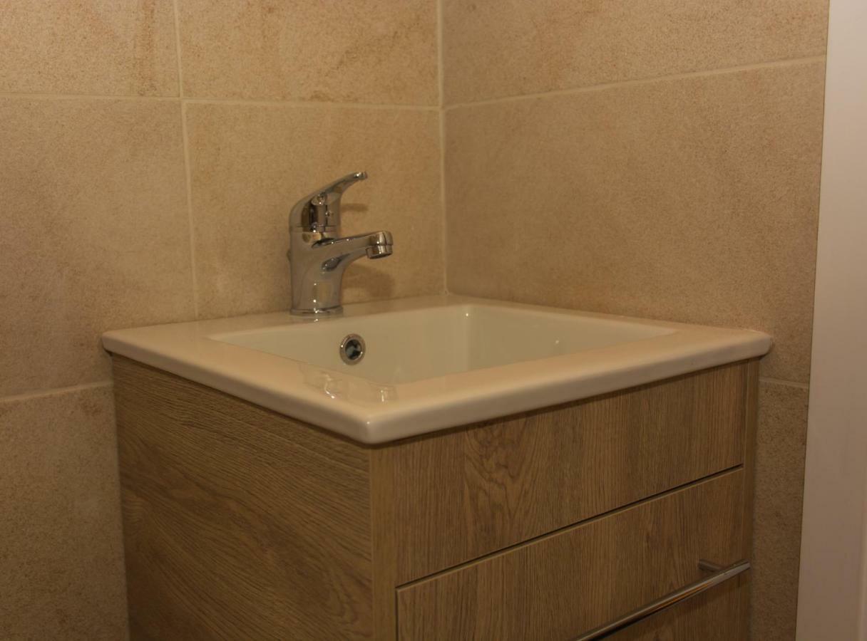 Central Luxury Studio Corinth Экстерьер фото
